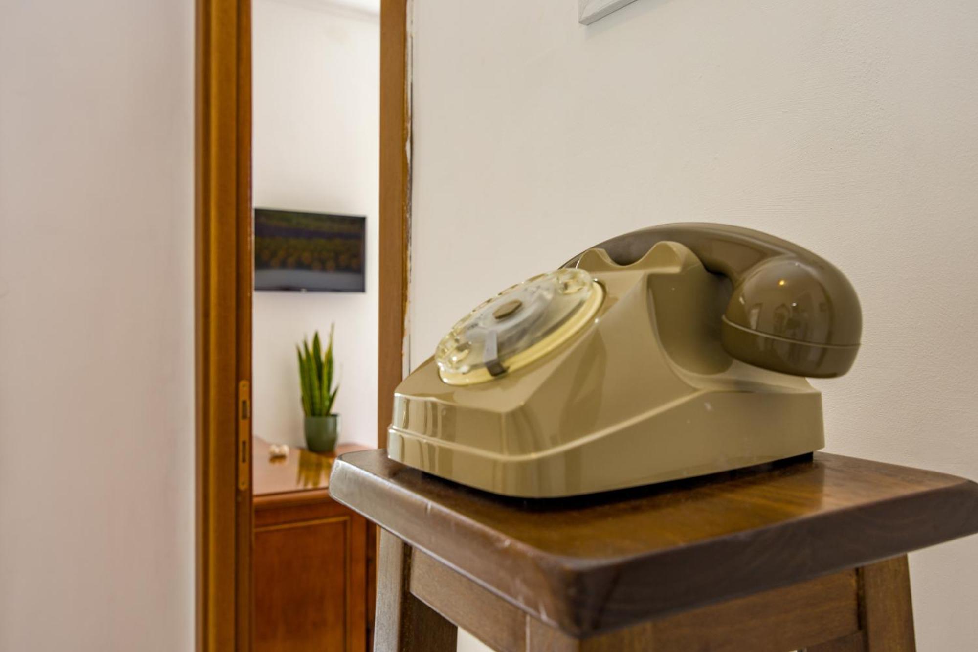 Mirti Classic Plaza Netflix Wi-Fi And Relax In Roma Apartment ภายนอก รูปภาพ